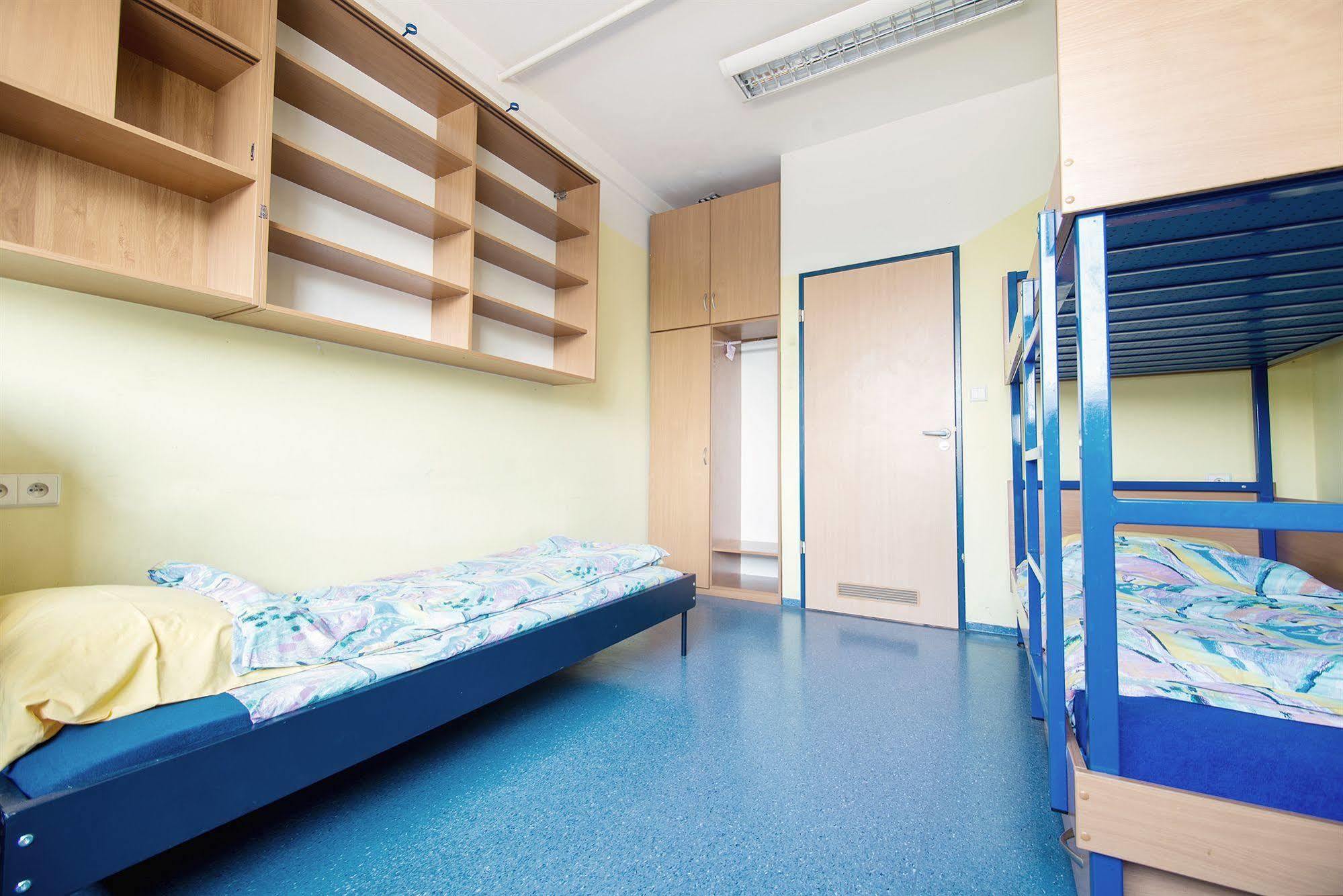 Hostel Dizzy Daisy Riviera Warsaw